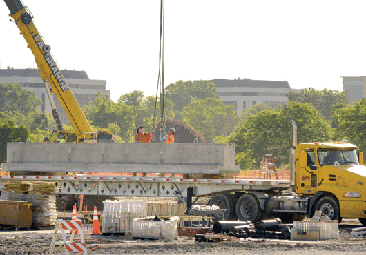 AMS Earth Movers hauls 30-35 truckloads per day for a project at Chicago O’Hare International Airport.