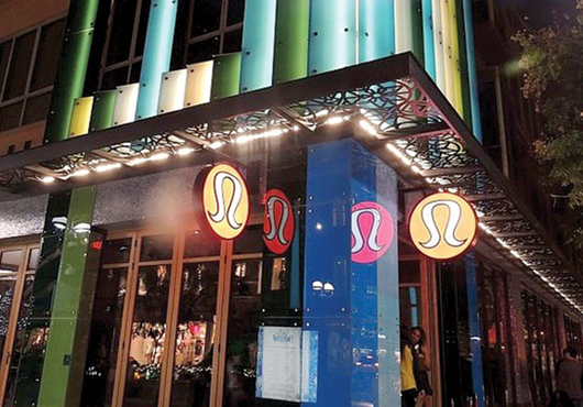 J&R Steel and Welding, Inc. created stainless steel brackets to support the glass structure for this two-story building in Santa Monica.