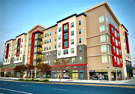 Itzko Glass & Metal, Inc. provided design, engineering, fabrication and installation services for all glazing on the Academy65 mixed-use student housing project across the street from California State University, Sacramento campus.